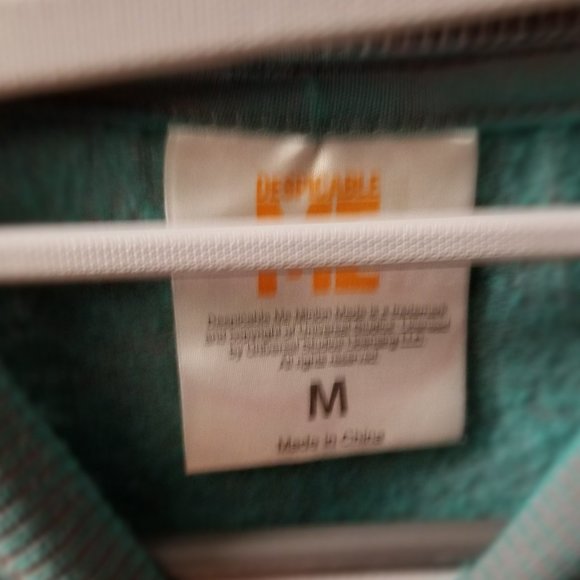 Dispicable me Minions pullover crew fleece new - Picture 5 of 7